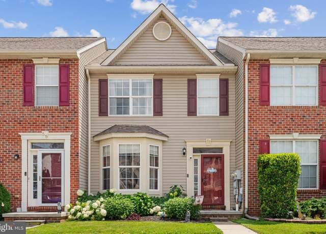 Property at 57 Sara Ln, Hanover, PA 17331, 3 beds, 2.5 baths