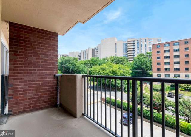 Property at 1300 Army Navy Dr #320, Arlington, VA 22202, 1 bed, 1 bath