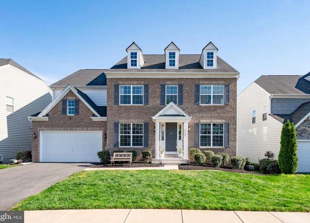 Property at 5569 James Young Way, Fairfax, VA 22032, 7 beds, 6.5 baths