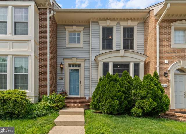 Property at 3906 Valley Ridge Dr, Fairfax, VA 22033, 2 beds, 3 baths