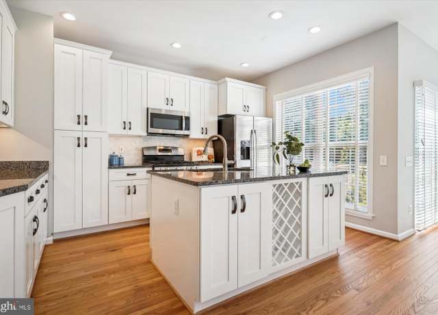 Property at 6362 Levtov Lndg, Alexandria, VA 22312, 4 beds, 3.5 baths