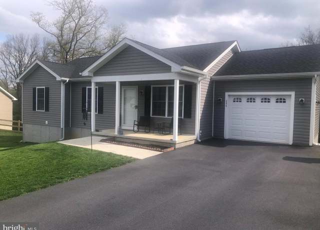 Property at 246 Hannah Ln, Bunker Hill, WV 25413, 3 beds, 2 baths