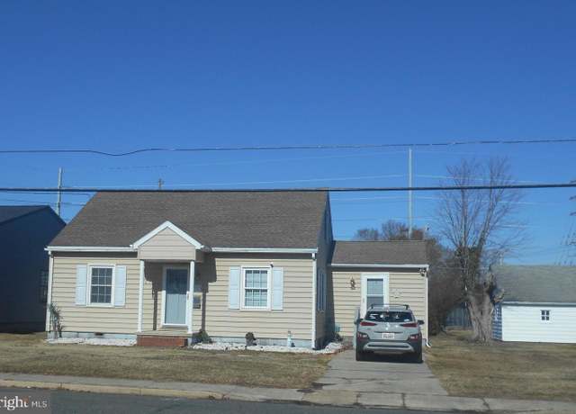 Property at 303 Bayly Ave, Cambridge, MD 21613, 2 beds, 1 bath