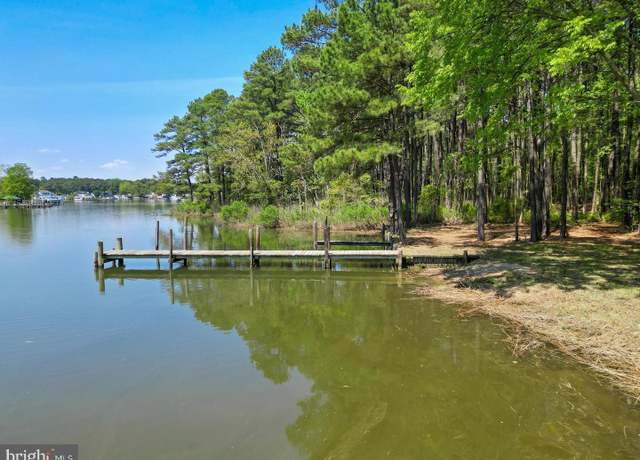 Property at 715 Winchester Creek Rd, Grasonville, MD 21638, 4 beds, 3 baths