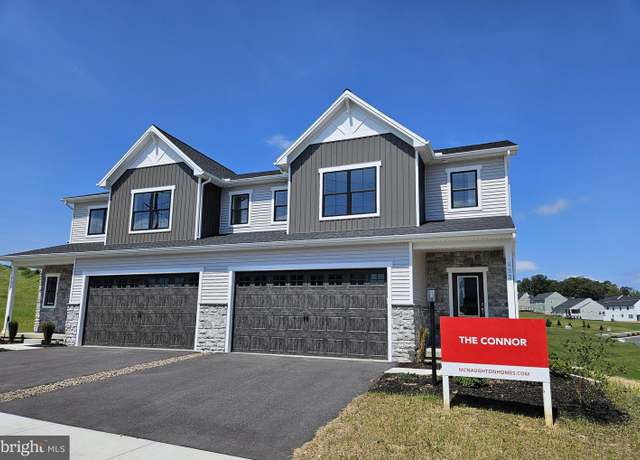 Property at 653 Brittany Dr, Mechanicsburg, PA 17055, 4 beds, 2.5 baths