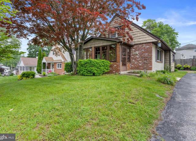 Property at 1011 Woodcliffe Ave, Media, PA 19063, 2 beds, 1 bath