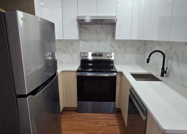 Property at 182 E Huntingdon St, Philadelphia, PA 19125, 4 beds, 2 baths