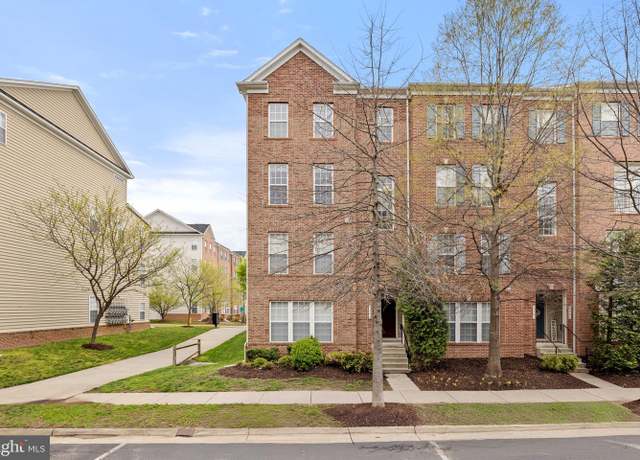 Property at 2288 Merseyside Dr, Woodbridge, VA 22191, 3 beds, 2.5 baths