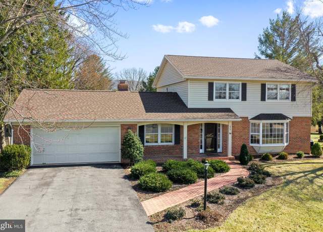 Property at 429 Eagle St, Woodstock, VA 22664, 3 beds, 3 baths