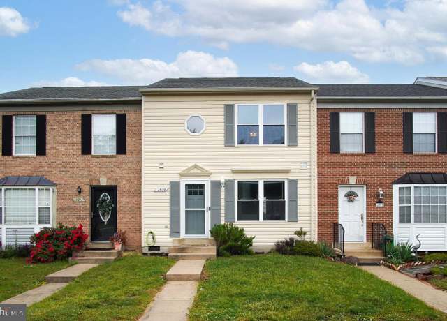 Property at 2909 Briarwood Ln, Fredericksburg, VA 22408, 3 beds, 2.5 baths