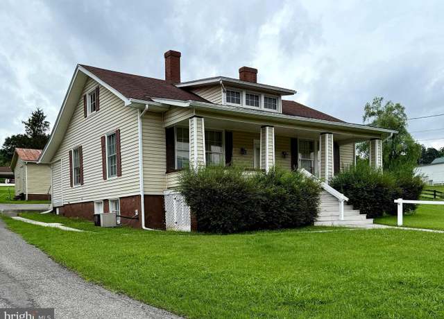 Property at 405 N Main St, Franklin, WV 26807, 3 beds, 1 bath