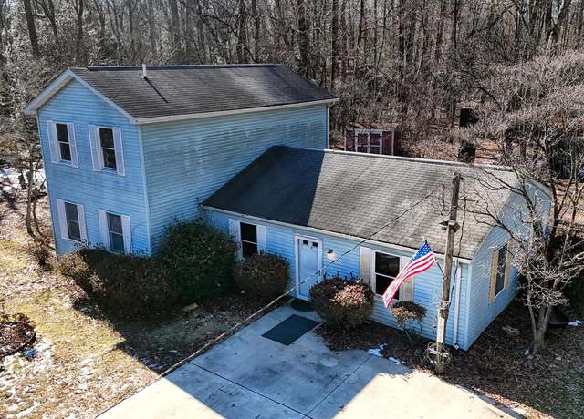 Property at 2833 Pearsons Corner Rd, Dover, DE 19904, 3 beds, 2.5 baths