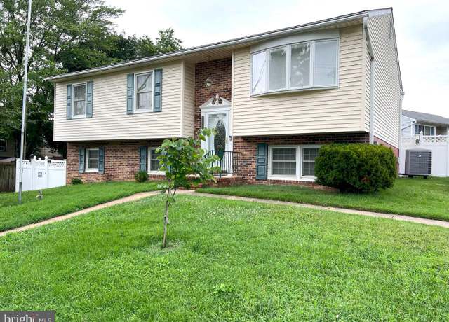 Property at 7024 Sollers Point Rd, Baltimore, MD 21222, 3 beds, 2 baths