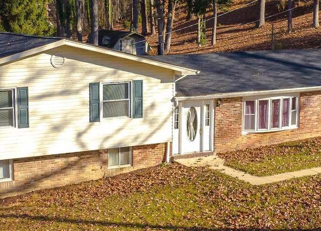 Property at 8464 Cardinal Ln, White Plains, MD 20695, 3 beds, 3 baths