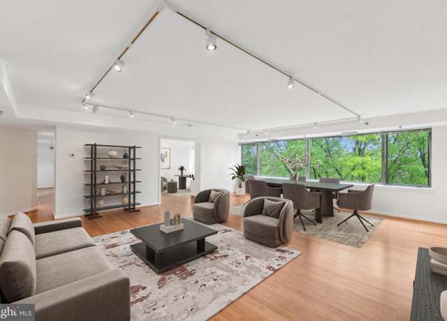 Property at 5450 Whitley Park Ter #912, Bethesda, MD 20814, 2 beds, 2.5 baths