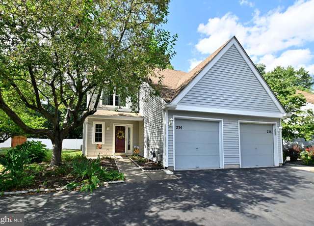 Property at 234 Birch Hollow Dr, Bordentown, NJ 08505, 3 beds, 1.5 baths