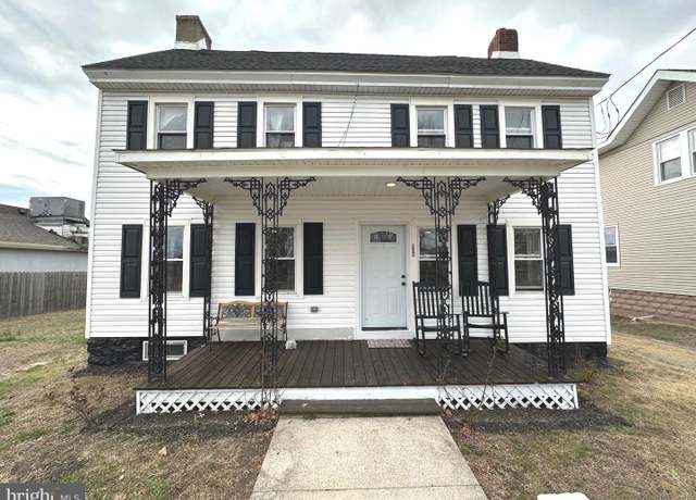 Property at 348 Main St, Cedarville, NJ 08311, 3 beds, 1.5 baths