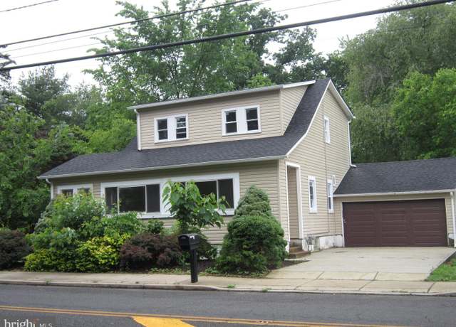 Property at 108 S Burnt Mill Rd, Voorhees, NJ 08043, 4 beds, 1.5 baths