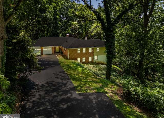 Property at 454 Kirk Ln, Media, PA 19063, 4 beds, 3 baths