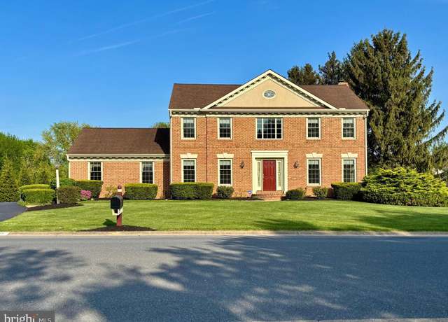 Property at 105 Hammersmith Ln, Lititz, PA 17543, 4 beds, 2.5 baths
