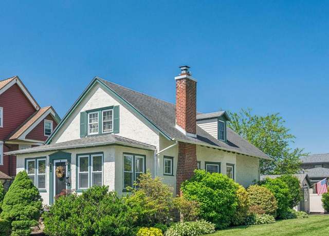 Property at 15 Erdenheim Rd, Erdenheim, PA 19038, 3 beds, 2 baths