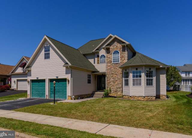 Property at 322 Fox Knoll Ct, Hanover, PA 17331, 4 beds, 2.5 baths