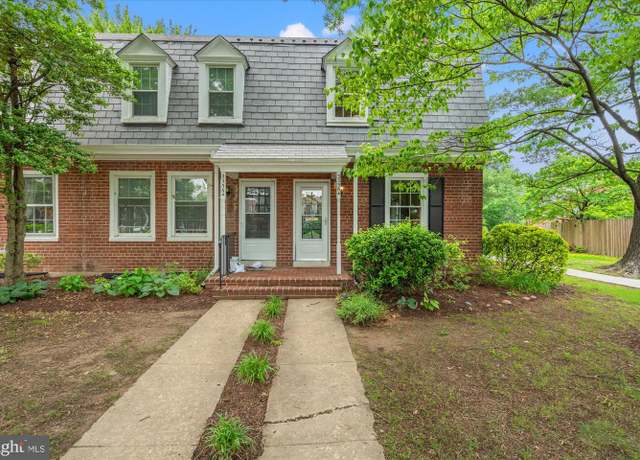Property at 3356 S Wakefield St Unit A, Arlington, VA 22206, 2 beds, 2 baths
