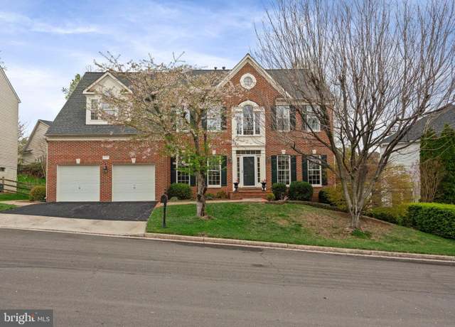 Property at 20351 Cliftons Point St, Sterling, VA 20165, 4 beds, 4.5 baths