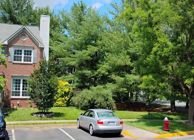 Property at 732 Balls Bluff Rd NE, Leesburg, VA 20176, 3 beds, 3 baths