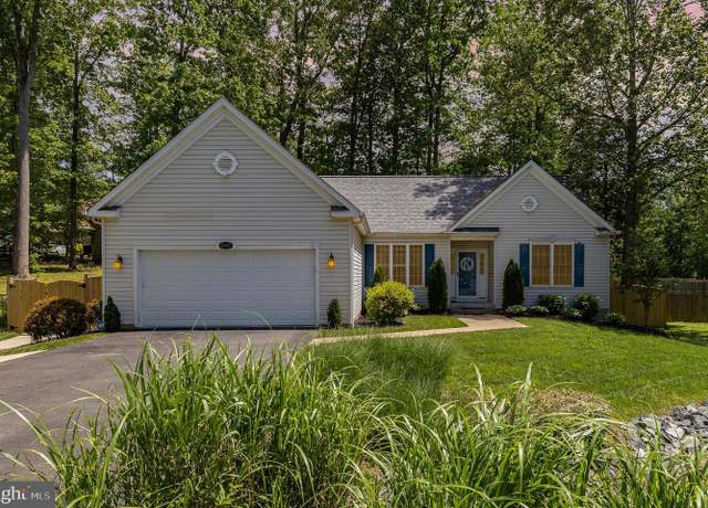Property at 10805 Chancellorsville Dr, Spotsylvania, VA 22553, 3 beds, 2 baths