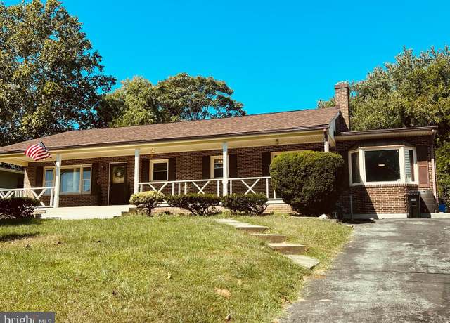 Property at 425 Beechcroft Rd, Winchester, VA 22601, 4 beds, 2.5 baths