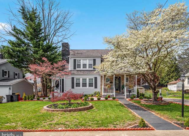 Property at 504 S Church St, Charles Town, WV 25414, 4 beds, 3.5 baths