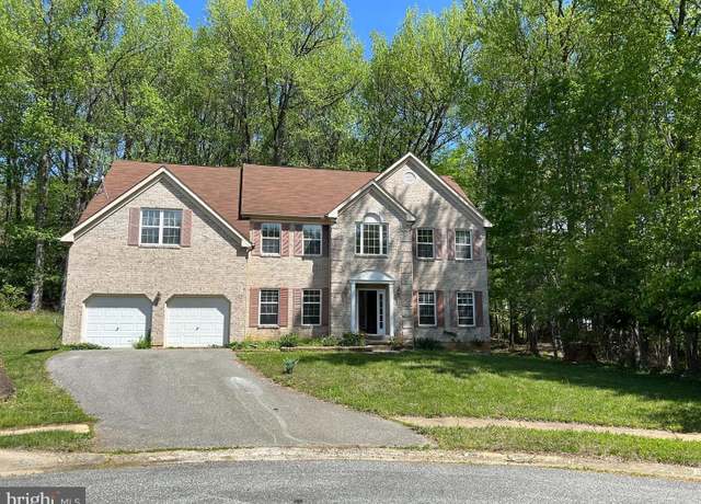 Property at 105 Christina Louise Ct, Newark, DE 19702, 4 beds, 3.5 baths