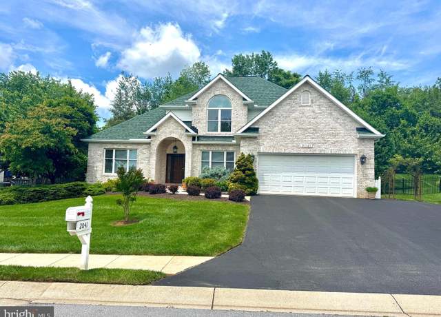 Property at 2041 Sherryl Ave, Sykesville, MD 21784, 4 beds, 2.5 baths