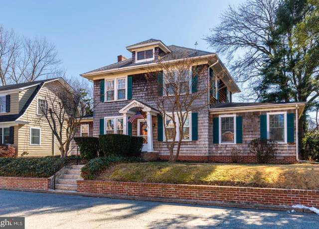 Property at 102 W Earle Ave, Easton, MD 21601, 4 beds, 2 baths