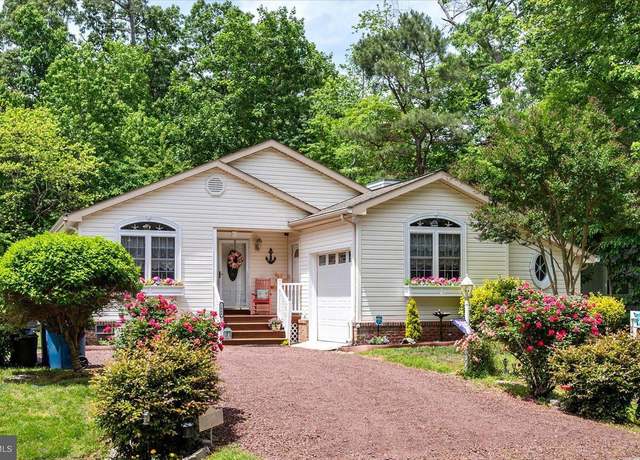 Property at 1066 Ocean Pkwy, Ocean Pines, MD 21811, 3 beds, 2 baths