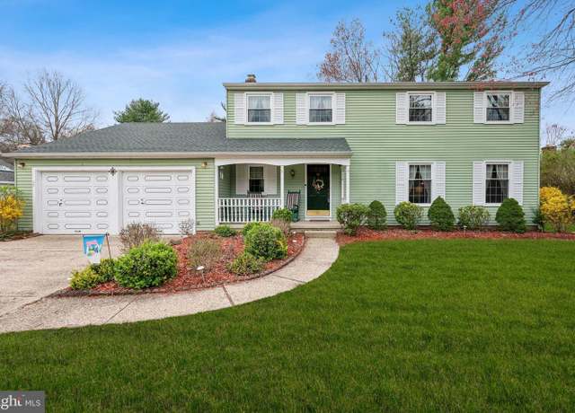 Property at 310 Tavistock Dr, Medford, NJ 08055, 4 beds, 2.5 baths