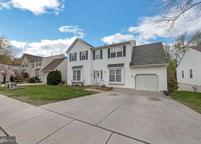 Property at 42 Ashley Dr, Delran, NJ 08075, 3 beds, 3.5 baths