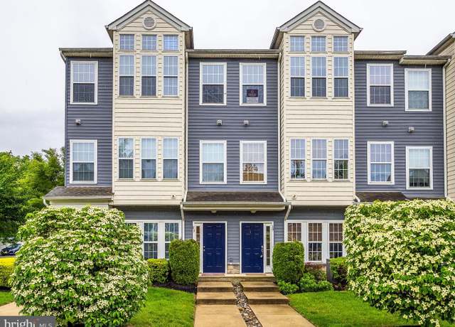 Property at 23 Fox Ct, Delanco, NJ 08075, 3 beds, 2.5 baths