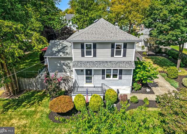Property at 267 Harvard Ave, Collingswood, NJ 08108, 3 beds, 2.5 baths