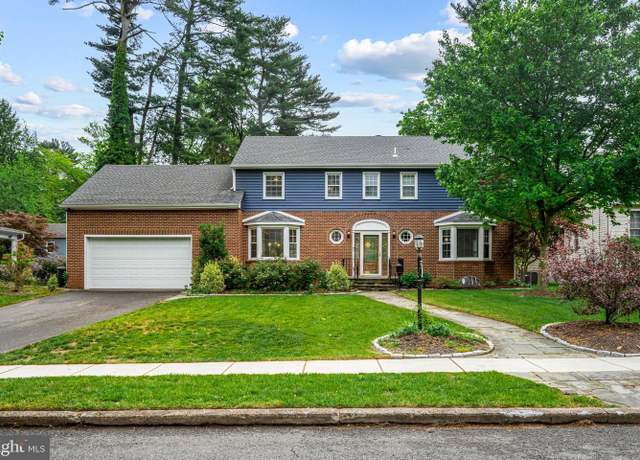 Property at 70 N Woodland Ave, Woodbury, NJ 08096, 4 beds, 2.5 baths