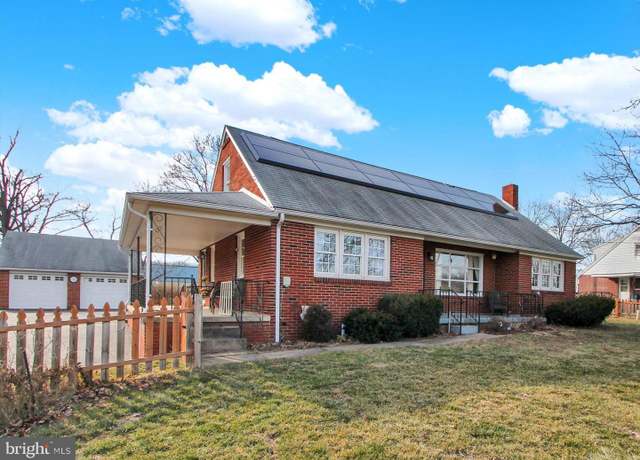 Property at 1260 Biglerville Rd, Gettysburg, PA 17325, 4 beds, 2 baths