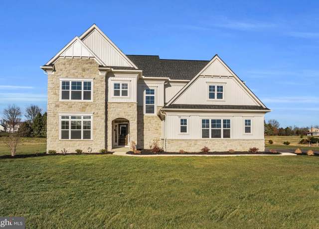 Property at 727 Brindle Farm Ln #7, Mechanicsburg, PA 17055, 4 beds, 3.5 baths