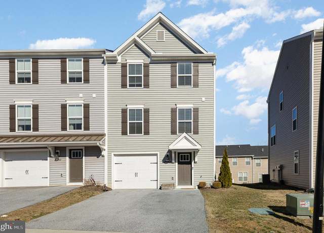 Property at 8152 Lenker Dr, Harrisburg, PA 17112, 3 beds, 2.5 baths