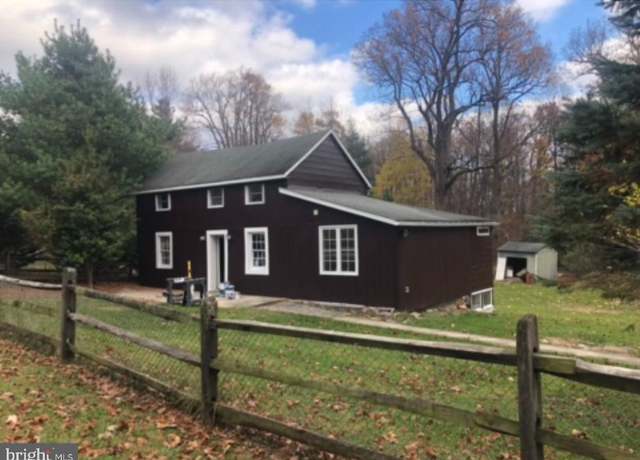 Property at 12956 Pennersville Rd, Waynesboro, PA 17268, 2 beds, 1 bath