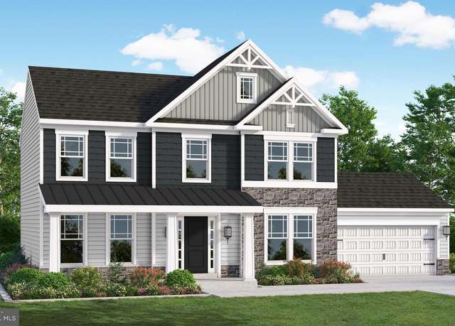 Property at 1701 Falcon Ln, Chambersburg, PA 17201, 4 beds, 2.5 baths