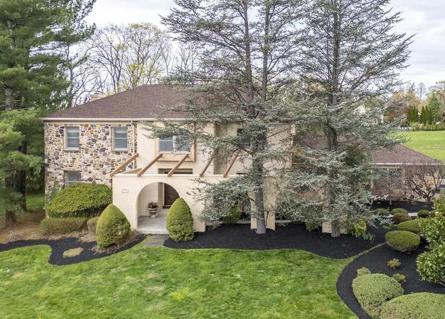 Property at 1434 Treetop Ln, Ambler, PA 19002, 4 beds, 3.5 baths