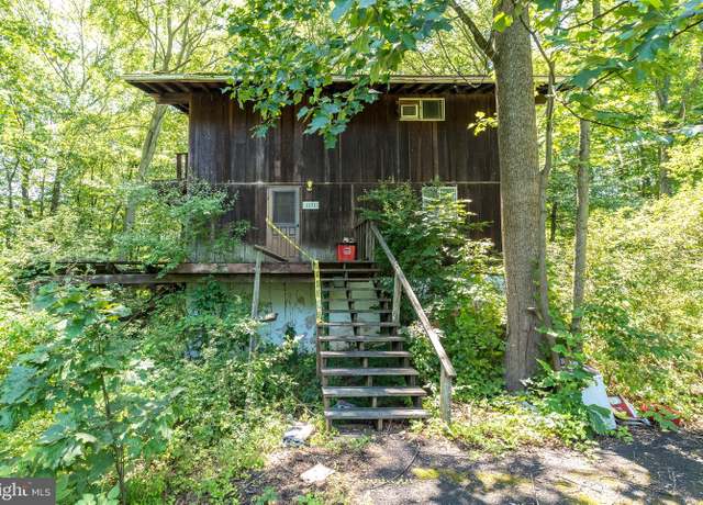 Property at 2271 Broomstick Rd, Green Lane, PA 18054, 3 beds, 1 bath