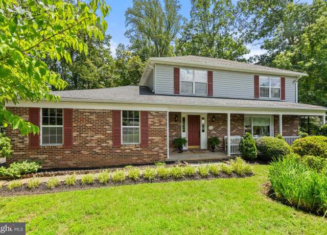 Property at 5761 Wilshire Dr, Warrenton, VA 20187, 3 beds, 3 baths