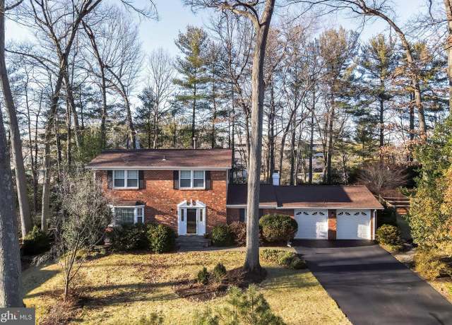 Property at 10808 Winter Corn Ln, Reston, VA 20191, 3 beds, 3 baths